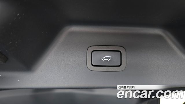 Land Rover Range Rover 2019 — photo 37