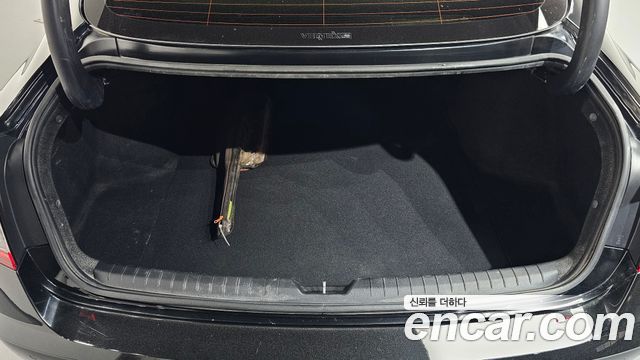 Hyundai Sonata 2022 — photo 23