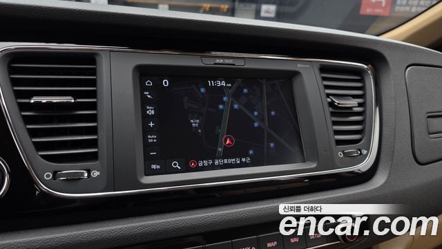 Kia Canival 2019 — photo 20