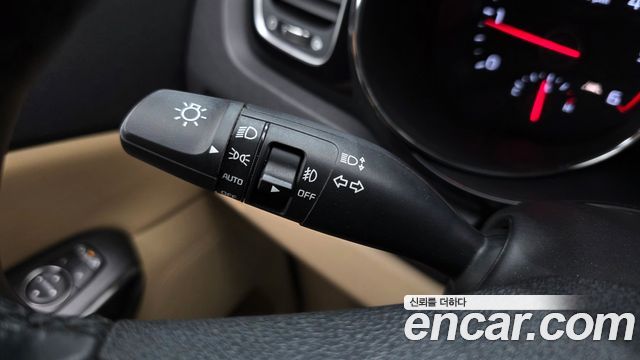 Kia Canival 2019 — photo 26