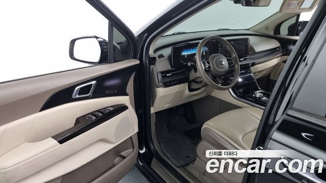 Kia Canival 2021 — photo 10