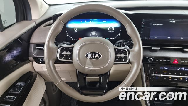 Kia Canival 2021 — photo 13