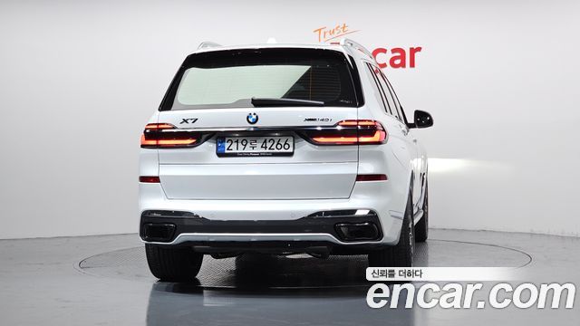BMW X7 2025 — photo 4