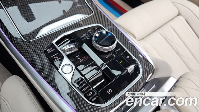 BMW X7 2025 — photo 9