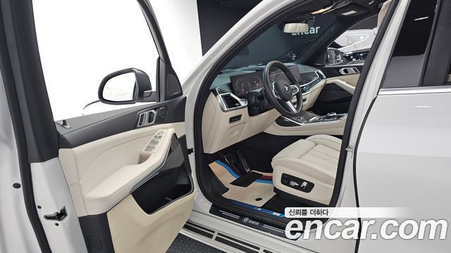 BMW X7 2025 — photo 10