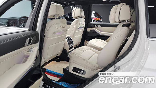 BMW X7 2025 — photo 11