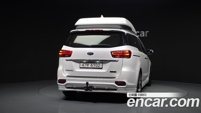 Kia Canival 2019 — photo 4