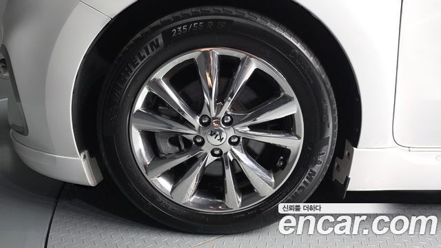 Kia Canival 2019 — photo 5