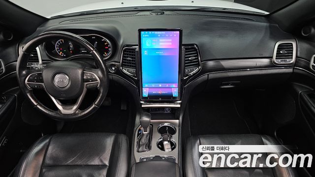 Jeep Cherokee 2021 — photo 10