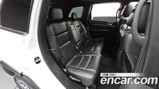 Jeep Cherokee 2021 — photo 17