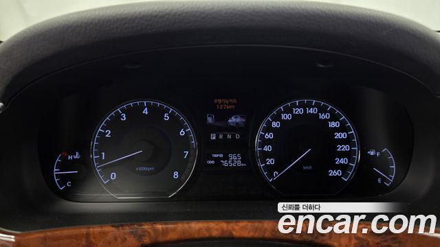 Hyundai Equus 2012 — photo 8