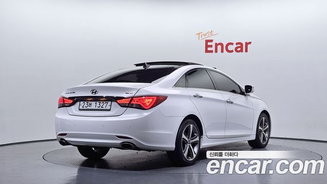 Hyundai Sonata 2014 — photo 2