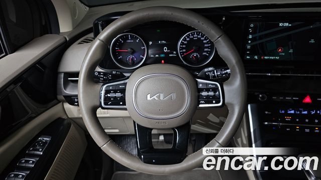 Kia Canival 2023 — photo 20