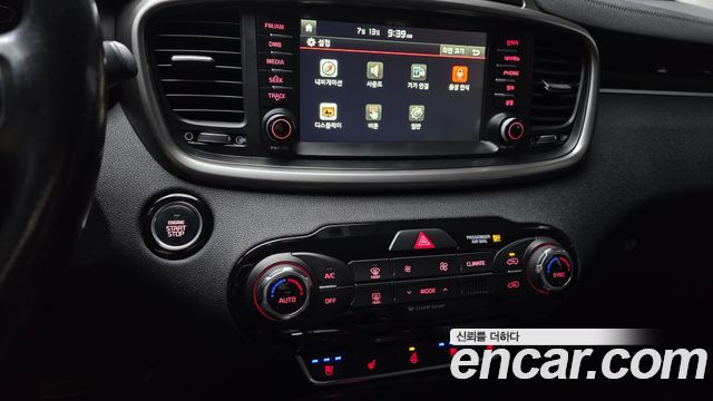 Kia Sorento 2016 — photo 14