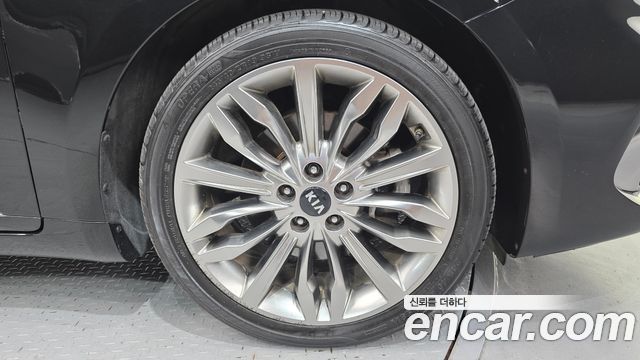Kia K7 2020 — photo 5