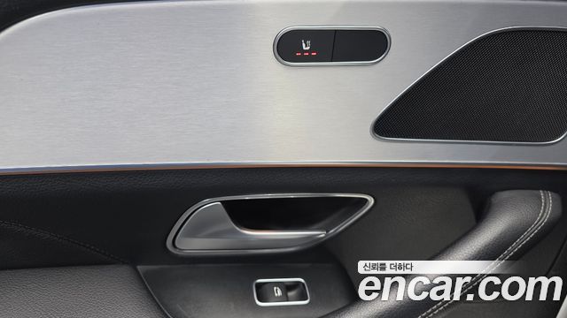 Mercedes-Benz GLE-Class 2019 — photo 18