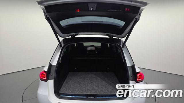 Mercedes-Benz GLE-Class 2019 — photo 20