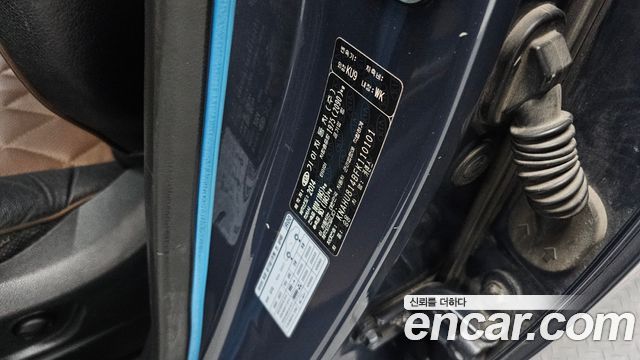 Kia Carens 2015 — photo 36