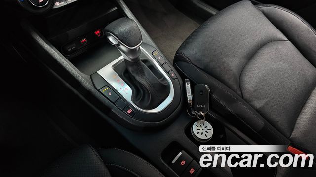 Kia K3 2022 — photo 9