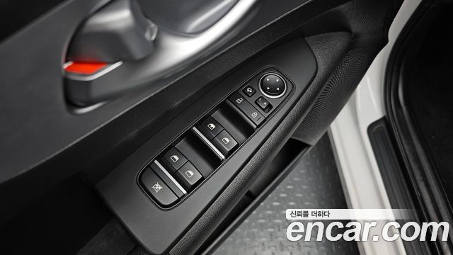 Kia K3 2022 — photo 13