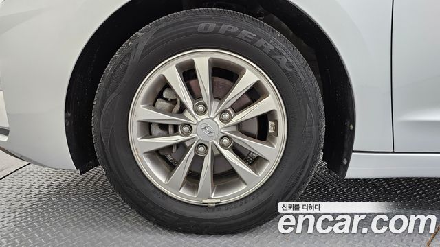 Hyundai AVANTE 2019 — photo 5