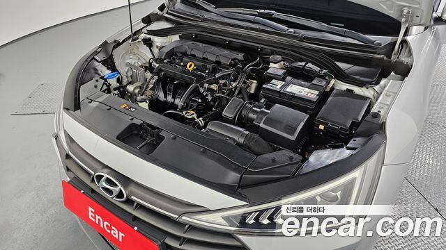 Hyundai AVANTE 2019 — photo 6