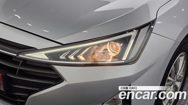 Hyundai AVANTE 2019 — photo 8
