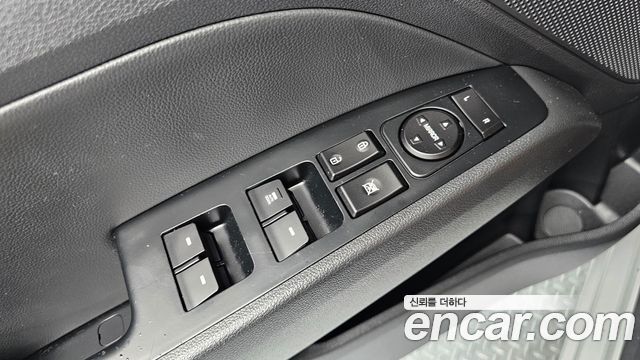 Hyundai AVANTE 2019 — photo 27