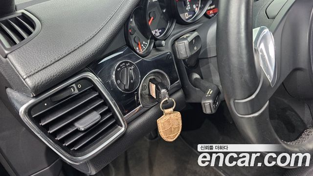 Porsche Panamera 2013 — photo 16