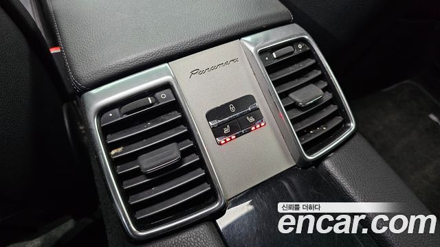 Porsche Panamera 2013 — photo 19