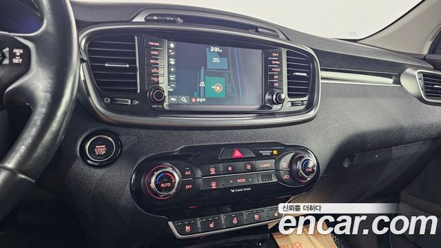 Kia Sorento 2016 — photo 12