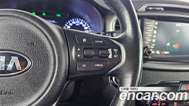 Kia Sorento 2016 — photo 16