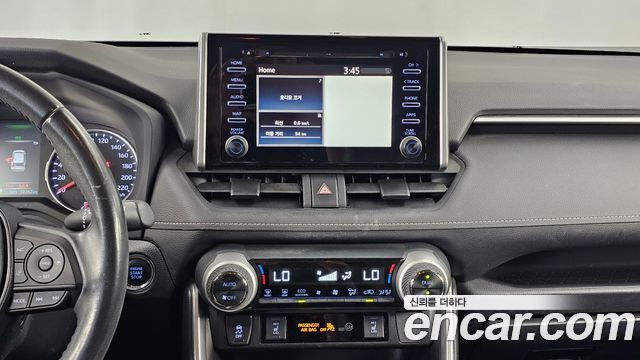 Toyota RAV4 2019 — photo 20