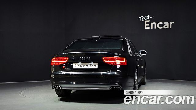 Audi S8 2014 — photo 4