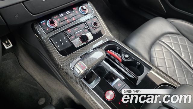 Audi S8 2014 — photo 9