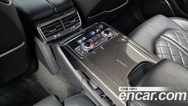 Audi S8 2014 — photo 16