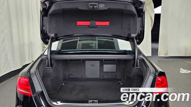 Audi S8 2014 — photo 20