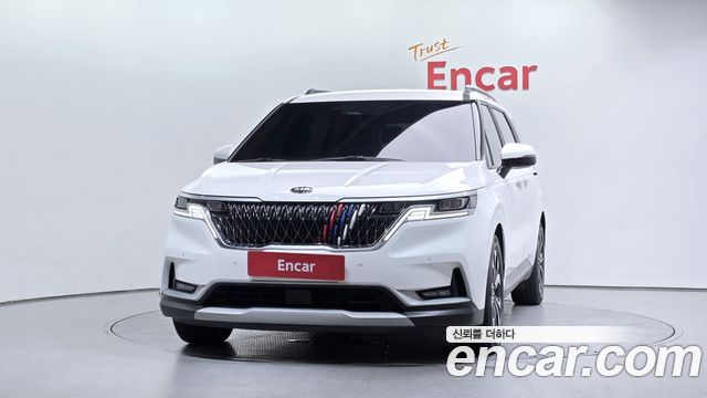 Kia Canival 2021 — photo 3