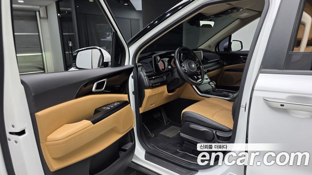 Kia Canival 2021 — photo 10