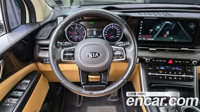Kia Canival 2021 — photo 13
