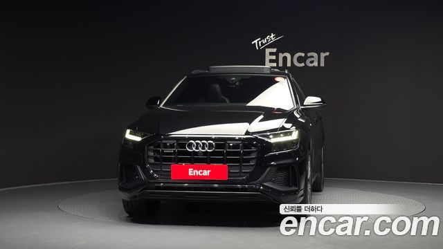Audi Q8 2022 — photo 3