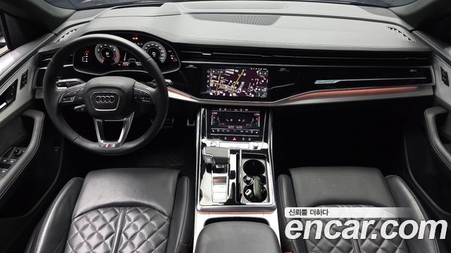 Audi Q8 2022 — photo 10