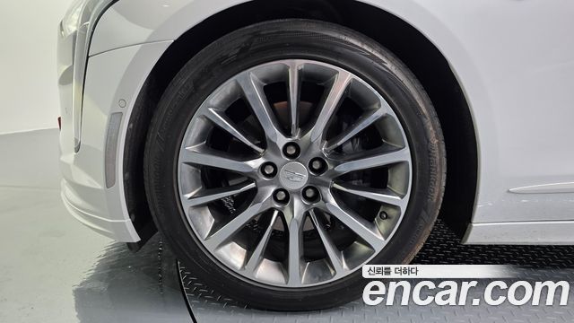 Cadillac CT6 2019 — photo 5