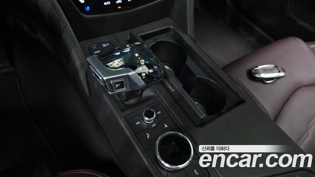 Cadillac CT6 2019 — photo 12