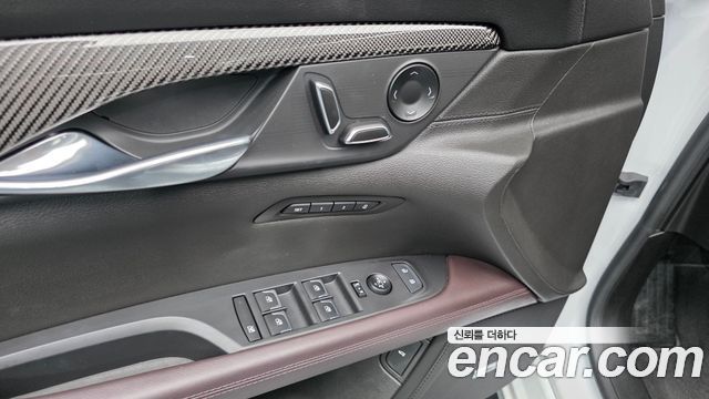 Cadillac CT6 2019 — photo 26