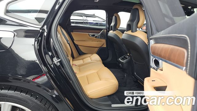 Volvo S90 2017 — photo 12