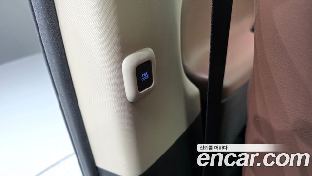 Toyota Sienna 2018 — photo 29
