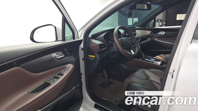 Hyundai Santafe 2019 — photo 13