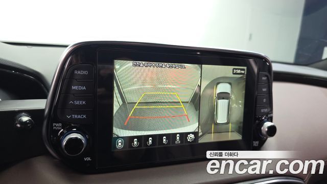 Hyundai Santafe 2019 — photo 22