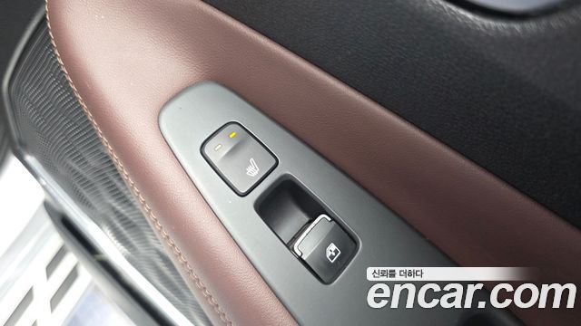 Hyundai Santafe 2019 — photo 29